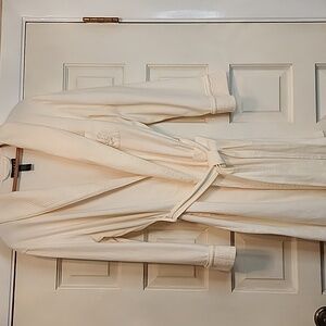 RALPH LAUREN Robe Cream Color Original owner Tie Belt 3 Front Patch Pockets